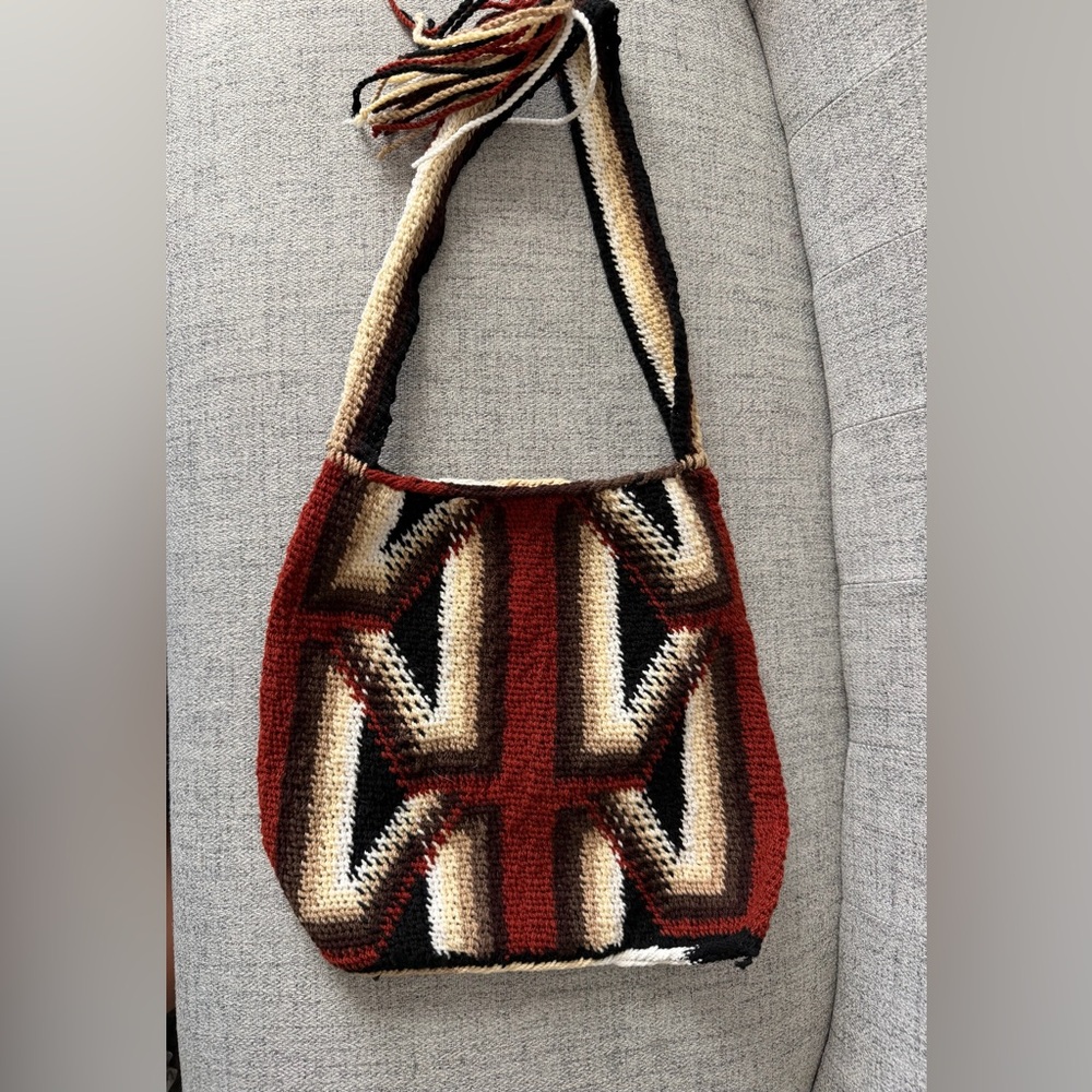 Source Unknown Multicolor Geometric Crochet Shoulder Bag